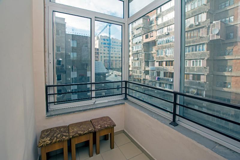 Flatsinyerevan At Aram Street Ngoại thất bức ảnh